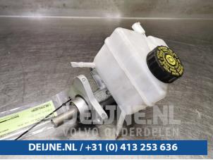 Gebrauchte Hauptbremszylinder Mercedes SLK-Klasse 11- Preis € 50,00 Margenregelung angeboten von van Deijne Onderdelen Uden B.V.