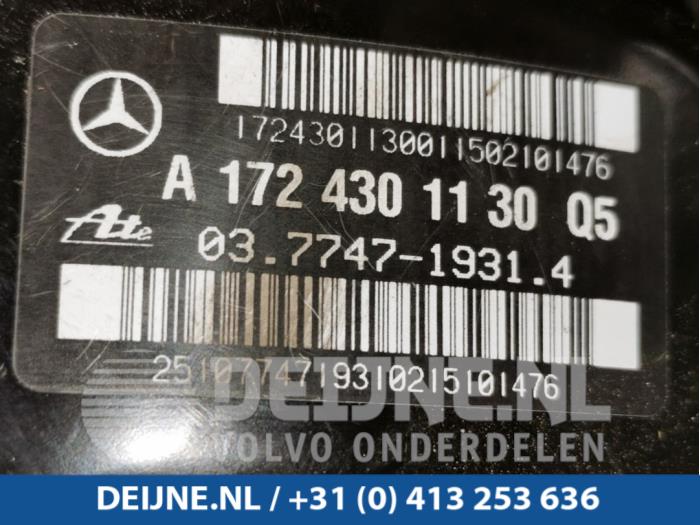 Servo frein d'un Mercedes SLK-Klasse 11- 2015