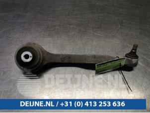 Usagé Bras de suspension bas avant droit Mercedes SLK-Klasse 11- Prix € 35,00 Règlement à la marge proposé par van Deijne Onderdelen Uden B.V.