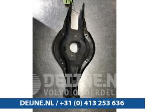 Used Rear spring retainer, right BMW 3 serie (F30) 320d 2.0 16V EfficientDynamicsEdition Price € 30,00 Margin scheme offered by van Deijne Onderdelen Uden B.V.