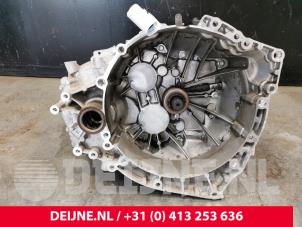 Used Gearbox Volvo V40 (MV) 2.0 T2 16V Price € 650,00 Margin scheme offered by van Deijne Onderdelen Uden B.V.