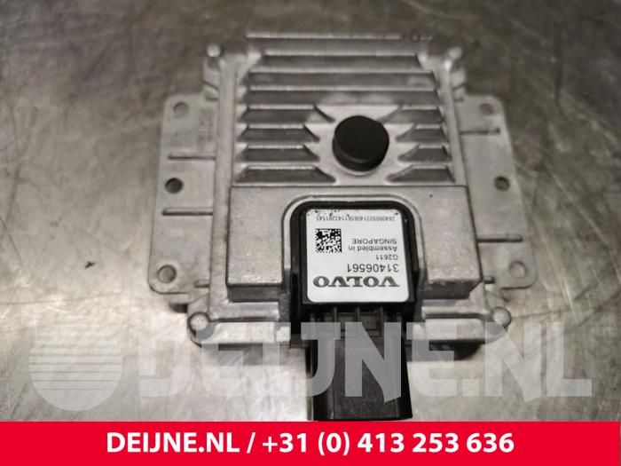 Begagnade ADSM-sensor Volvo XC60 I (DZ) 2.4 D5 20V AWD Geartronic Pris € 150,00 Marginaltabell erbjuds av van Deijne Onderdelen Uden B.V.