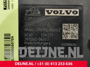 Używane Pompa ABS Volvo XC60 I (DZ) 2.4 D3/D4 20V AWD Cena € 125,00 Procedura marży oferowane przez van Deijne Onderdelen Uden B.V.