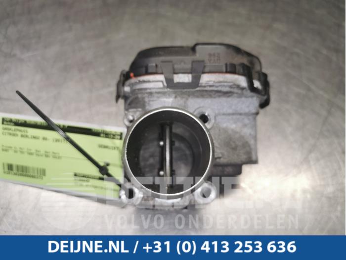 Używane Przepustnica Citroen Berlingo 1.6 BlueHDI 100 Cena € 6,05 Z VAT oferowane przez van Deijne Onderdelen Uden B.V.