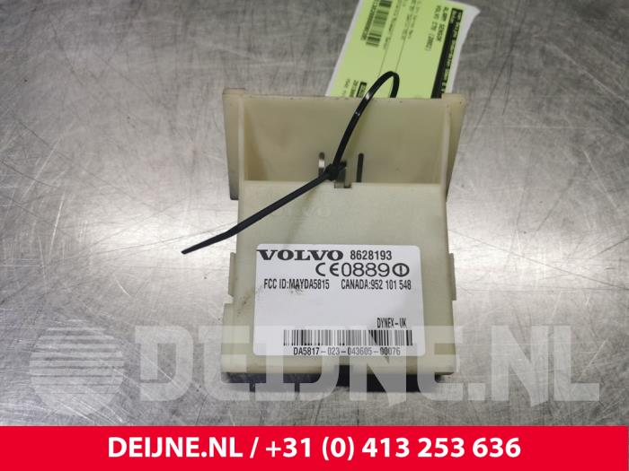 Begagnade Larmsensor Volvo C70 (NC) 2.4 T 20V Pris € 20,00 Marginaltabell erbjuds av van Deijne Onderdelen Uden B.V.