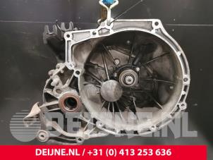 Używane Skrzynia biegów Volvo S40 (MS) 1.6 D 16V Cena € 275,00 Procedura marży oferowane przez van Deijne Onderdelen Uden B.V.