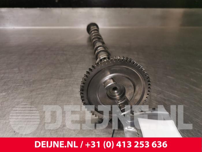 Usagé Arbre à cames Volvo V70 (BW) 2.0 D3 20V Prix € 70,00 Règlement à la marge proposé par van Deijne Onderdelen Uden B.V.