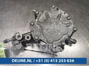 Used Vacuum pump (diesel) Volkswagen Transporter T5 1.9 TDi Price € 54,45 Inclusive VAT offered by van Deijne Onderdelen Uden B.V.