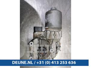 Gebrauchte Scheibenwischermotor vorne Porsche Cayenne II (92A) 3.0 D V6 24V Preis auf Anfrage angeboten von van Deijne Onderdelen Uden B.V.