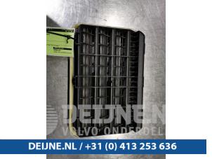 Used Air grill side Porsche Cayenne II (92A) 3.0 D V6 24V Price € 20,00 Margin scheme offered by van Deijne Onderdelen Uden B.V.