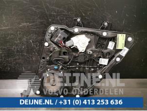 Used Rear door window mechanism 4-door, right Porsche Cayenne II (92A) 3.0 D V6 24V Price € 100,00 Margin scheme offered by van Deijne Onderdelen Uden B.V.