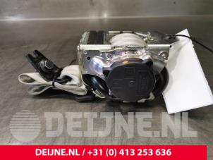 Używane Pas bezpieczenstwa lewy tyl Volvo V90 II (PW) 2.0 D4 16V Cena € 150,00 Procedura marży oferowane przez van Deijne Onderdelen Uden B.V.