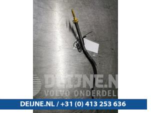 Używane Pretowy wskaznik poziomu oleju Renault Trafic (1FL/2FL/3FL/4FL) 1.6 dCi 115 Cena € 12,10 Z VAT oferowane przez van Deijne Onderdelen Uden B.V.