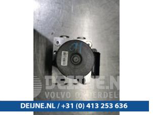 Usagé Pompe ABS Hyundai H300 Prix € 242,00 Prix TTC proposé par van Deijne Onderdelen Uden B.V.
