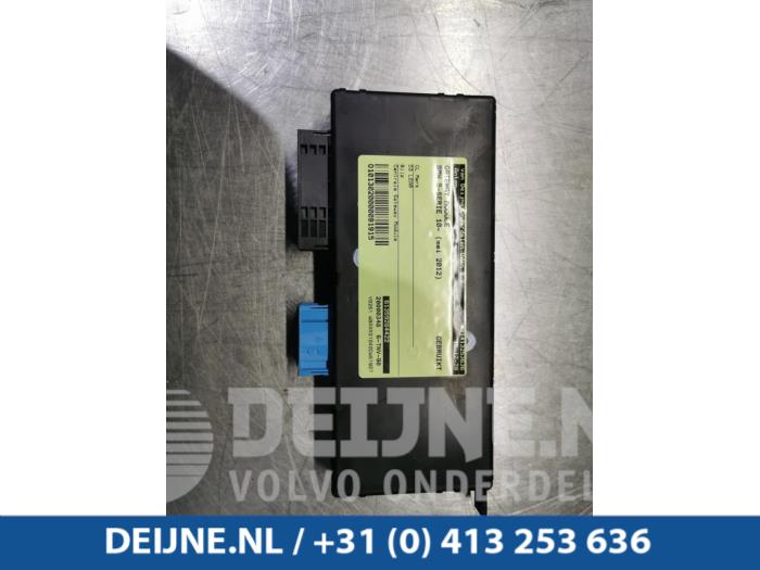 Używane Modul gateway BMW 5 serie (F10) 525d 16V Cena € 110,00 Procedura marży oferowane przez van Deijne Onderdelen Uden B.V.