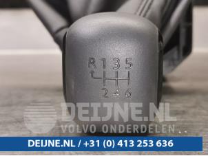 Używane Dzwignia zmiany biegów Peugeot Expert (VA/VB/VE/VF/VY) 1.5 BlueHDi 100 Cena na żądanie oferowane przez van Deijne Onderdelen Uden B.V.