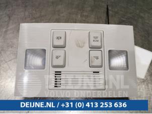 Used Interior lighting, front Volkswagen Touran (5T1) 2.0 TDI 150 Price € 25,00 Margin scheme offered by van Deijne Onderdelen Uden B.V.