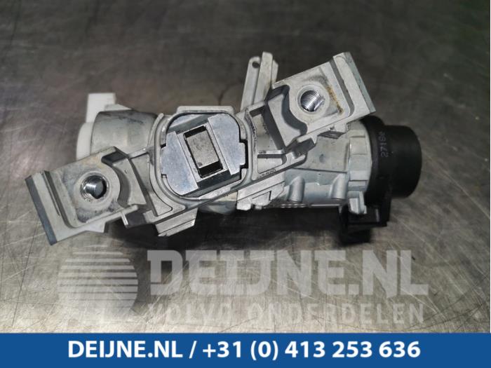 Volkswagen Crafter Ignition locks + keys stock