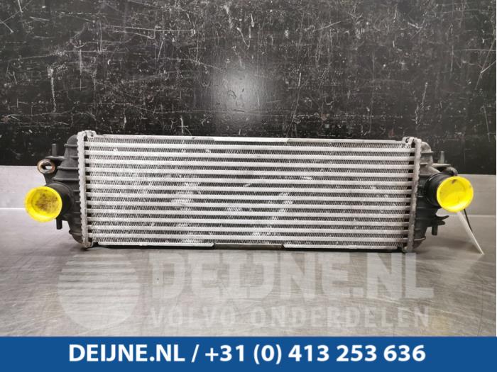 Usados Intercooler Renault Trafic New (FL) 1.9 dCi 100 16V Precio € 18,15 IVA incluido ofrecido por van Deijne Onderdelen Uden B.V.