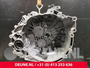 Used Gearbox Volvo V40 (MV) 2.0 D4 20V Price € 650,00 Margin scheme offered by van Deijne Onderdelen Uden B.V.