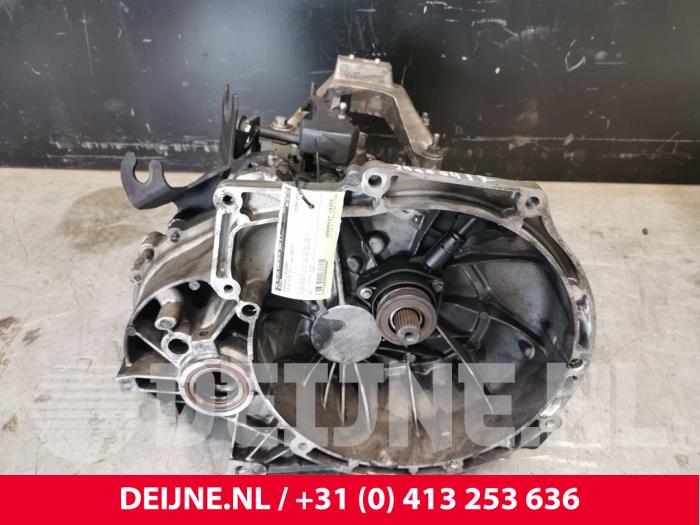 Gebrauchte Getriebe Volvo V70 (BW) 1.6 DRIVe 16V Preis € 250,00 Margenregelung angeboten von van Deijne Onderdelen Uden B.V.