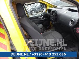 Used Dashboard Mercedes Vito (447.6) 2.2 114 CDI 16V Price € 484,00 Inclusive VAT offered by van Deijne Onderdelen Uden B.V.