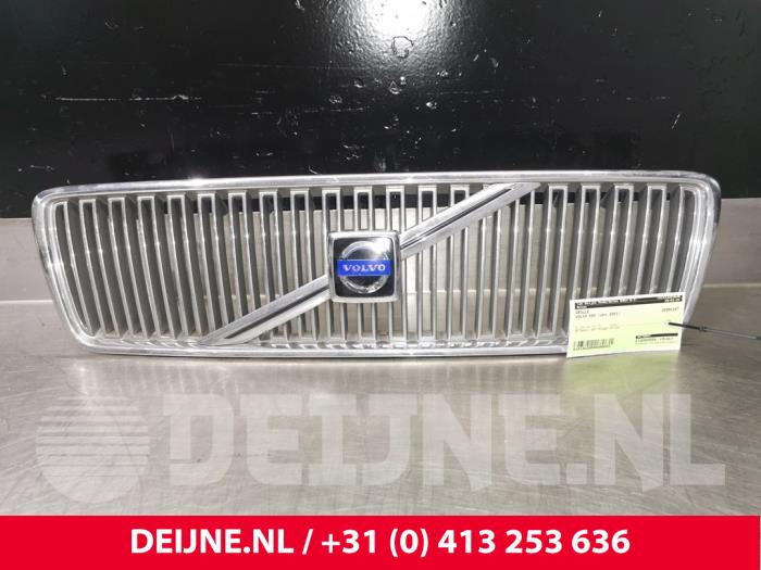 Begagnade Grill Volvo S80 (TR/TS) 2.4 SE 20V 170 Pris € 20,00 Marginaltabell erbjuds av van Deijne Onderdelen Uden B.V.