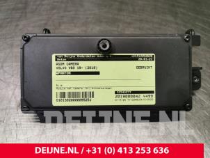 Używane Kamera ADSM Volvo V60 II (ZW) 2.0 D4 16V Cena € 175,00 Procedura marży oferowane przez van Deijne Onderdelen Uden B.V.