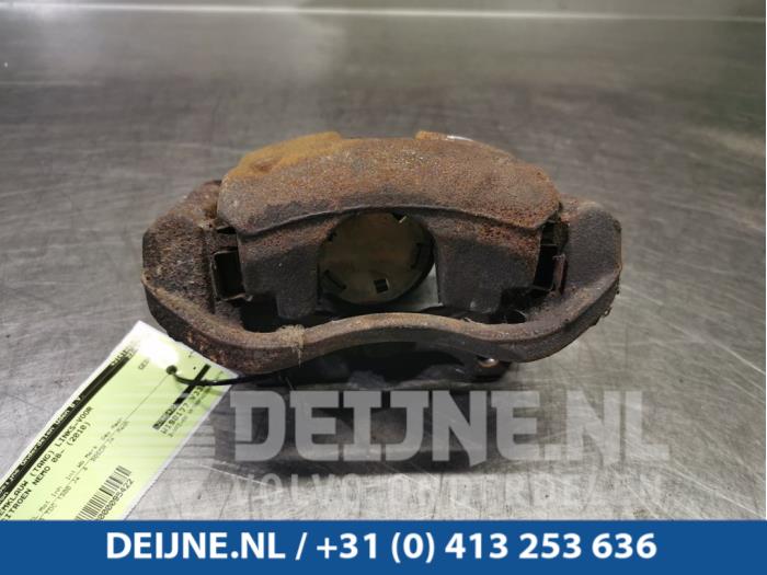 Gebrauchte Bremszange links vorne Citroen Nemo (AA) 1.3 HDi 75 Preis € 6,05 Mit Mehrwertsteuer angeboten von van Deijne Onderdelen Uden B.V.