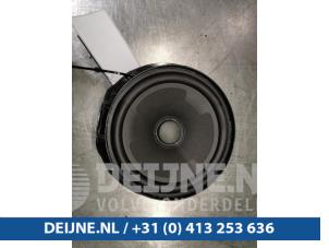 Gebrauchte Lautsprecher Volkswagen T-Cross 1.0 TSI 115 12V Preis € 35,00 Margenregelung angeboten von van Deijne Onderdelen Uden B.V.