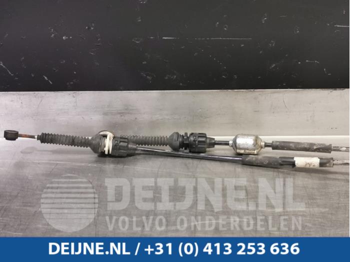 Gearbox shift cable from a Renault Trafic (1FL/2FL/3FL/4FL) 1.6 dCi 120 Twin Turbo 2016