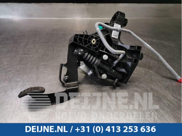 Pedal sprzegla z Renault Trafic (1FL/2FL/3FL/4FL) 1.6 dCi 120 Twin Turbo 2016