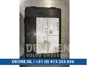 Used Phone module Renault Trafic (1FL/2FL/3FL/4FL) 1.6 dCi 120 Twin Turbo Price € 121,00 Inclusive VAT offered by van Deijne Onderdelen Uden B.V.