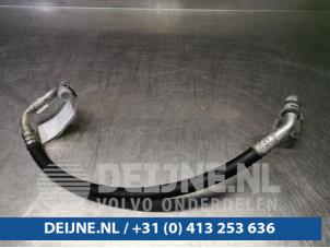 Używane Przewód klimatyzacji Renault Trafic (1FL/2FL/3FL/4FL) 1.6 dCi 120 Twin Turbo Cena € 72,60 Z VAT oferowane przez van Deijne Onderdelen Uden B.V.