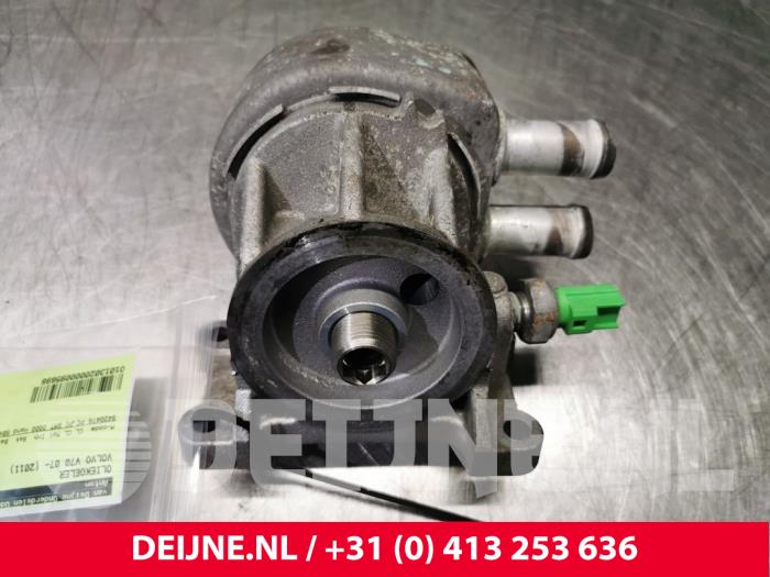 Gebrauchte Ölkühler Volvo V70 (BW) 2.0 T 16V Preis € 40,00 Margenregelung angeboten von van Deijne Onderdelen Uden B.V.