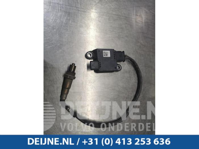 Gebrauchte Nox Sensor Mercedes Sprinter 3,5t (906.63) 319 CDI,BlueTEC V6 24V Preis € 121,00 Mit Mehrwertsteuer angeboten von van Deijne Onderdelen Uden B.V.