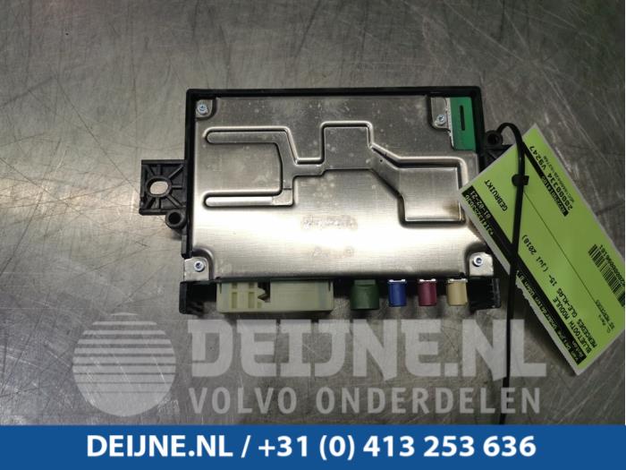 Begagnade Bluetooth-modul Mercedes GLE (W166) 250d 2.0 Pris € 75,00 Marginaltabell erbjuds av van Deijne Onderdelen Uden B.V.