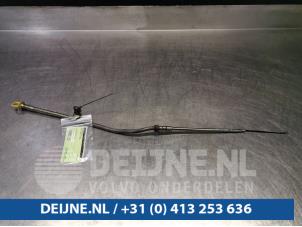 Używane Pretowy wskaznik poziomu oleju Iveco New Daily IV 50C14GV, 50C14GV/P Cena € 24,20 Z VAT oferowane przez van Deijne Onderdelen Uden B.V.