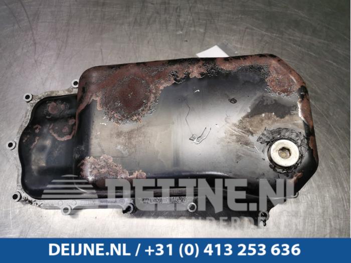 Ölwanne van een Iveco New Daily IV 50C14GV, 50C14GV/P 2006