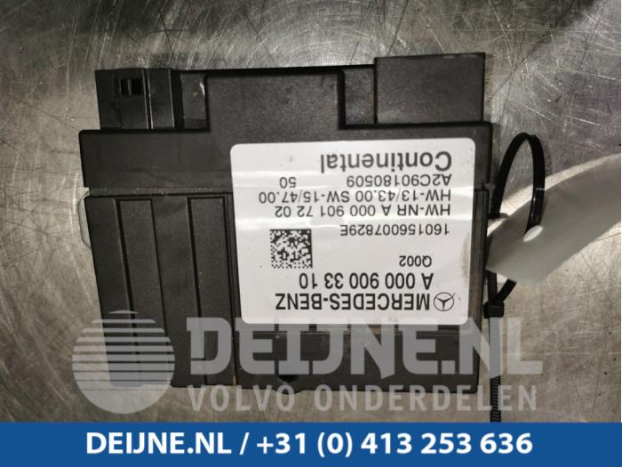 Usagé Module pompe carburant Mercedes C (W205) C-220 2.2 CDI BlueTEC, C-220 d 16V Prix € 50,00 Règlement à la marge proposé par van Deijne Onderdelen Uden B.V.