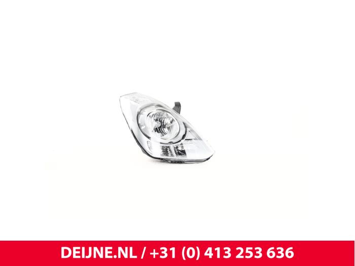 Nowe Reflektor prawy Hyundai H300 Cena € 170,61 Z VAT oferowane przez van Deijne Onderdelen Uden B.V.