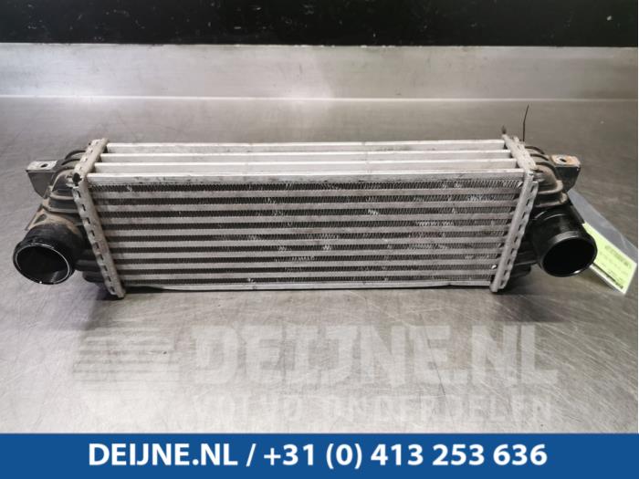 Usagé Intercooler Ford Transit Connect 1.8 TDCi 75 Prix € 18,15 Prix TTC proposé par van Deijne Onderdelen Uden B.V.