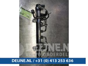 Used Fuel injector nozzle Volkswagen Crafter Price € 96,80 Inclusive VAT offered by van Deijne Onderdelen Uden B.V.
