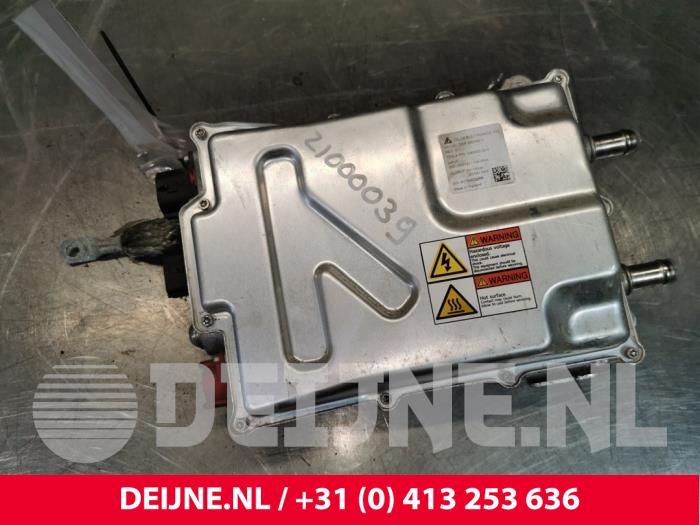 Używane DC/CD konwertor Tesla Model X 100D Cena € 272,25 Z VAT oferowane przez van Deijne Onderdelen Uden B.V.