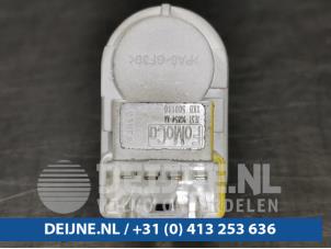 Usados Interruptor de luz de freno Tesla Model X 100D Precio de solicitud ofrecido por van Deijne Onderdelen Uden B.V.