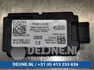 Usados Antena de presión de neumáticos Tesla Model X 100D Precio de solicitud ofrecido por van Deijne Onderdelen Uden B.V.