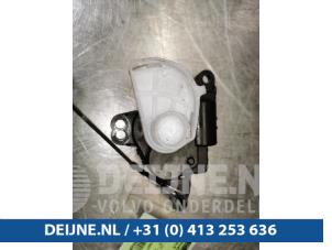 Usados Motor de válvula de calefactor Tesla Model X 100D Precio € 60,50 IVA incluido ofrecido por van Deijne Onderdelen Uden B.V.