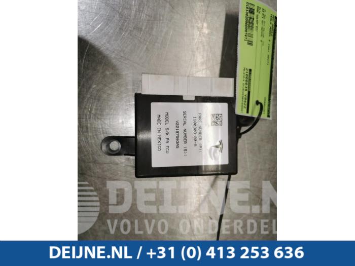 Usados Módulo PDC Tesla Model X 100D Precio € 48,40 IVA incluido ofrecido por van Deijne Onderdelen Uden B.V.
