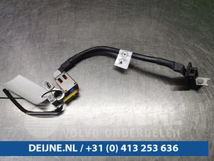 Usados Estabilizador de tensión Mercedes Sprinter 3,5t (906.63) 319 CDI,BlueTEC V6 24V Precio € 48,40 IVA incluido ofrecido por van Deijne Onderdelen Uden B.V.