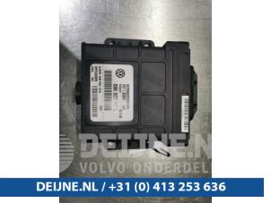 Used Automatic gearbox computer Volkswagen Transporter T5 2.5 TDi Price € 84,70 Inclusive VAT offered by van Deijne Onderdelen Uden B.V.